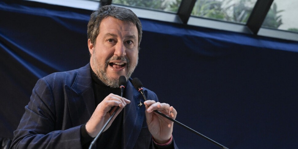 Ponte sullo Stretto, se ne discute a Bruxelles: duro botta e risposta Salvini Bonelli