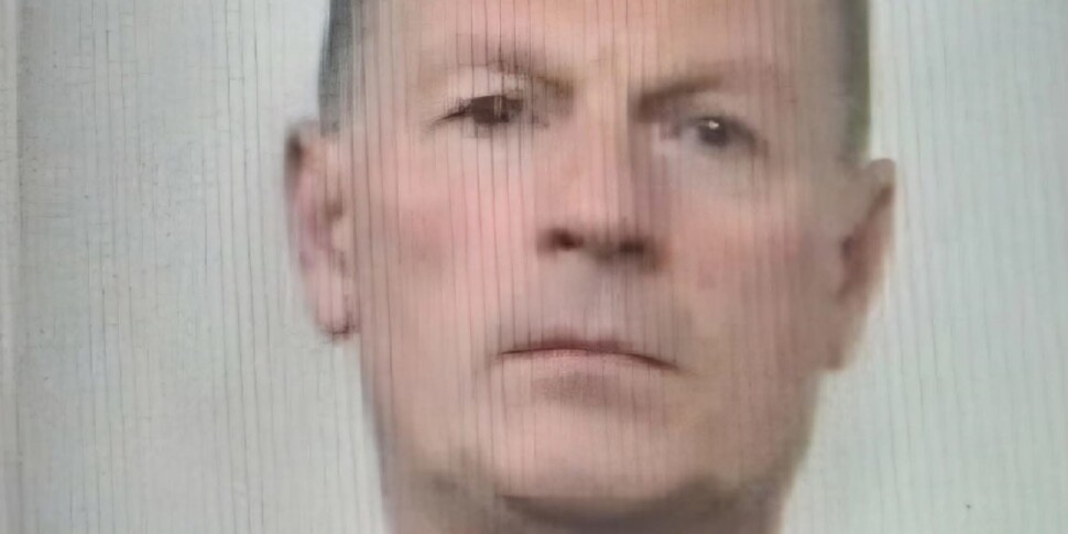 Femminicidio nelle Marche, il marito trovato ferito vicino all’auto abbandonata Femminicidio nelle Marche, il marito trovato ferito vicino all’auto abbandonata