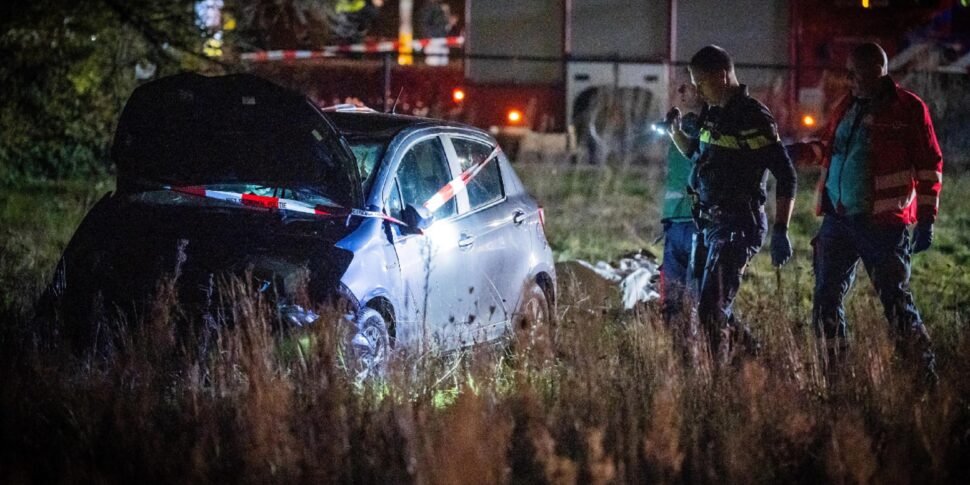 https://assets.gazzettadelsud.it/2025/12/Olanda-auto-su-folla-9-feriti-polizia-per-ora-esclude-dolo-970x485.jpg