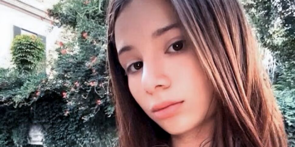 esce da scuola e scompare ansia a portici per la 16enne suamy rispoli