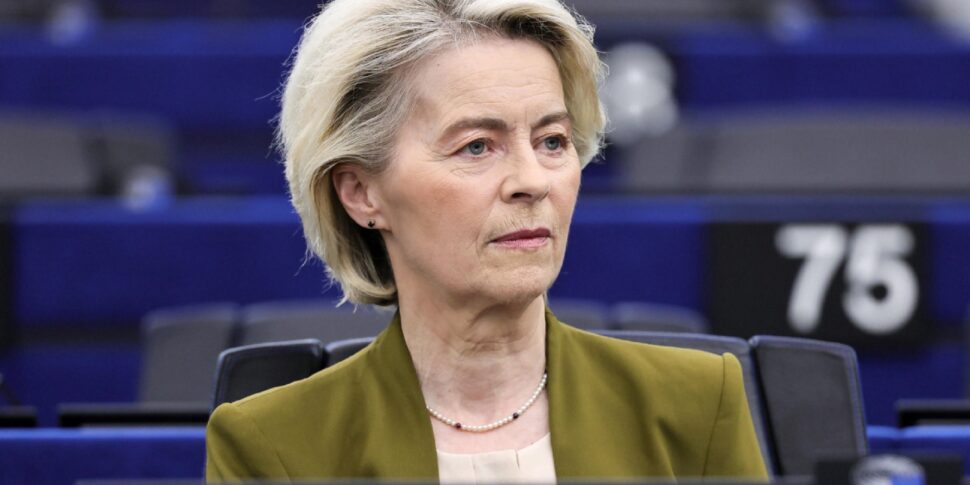 https://assets.gazzettadelsud.it/2025/12/Ursula-von-der-Leyen-970x485.jpg