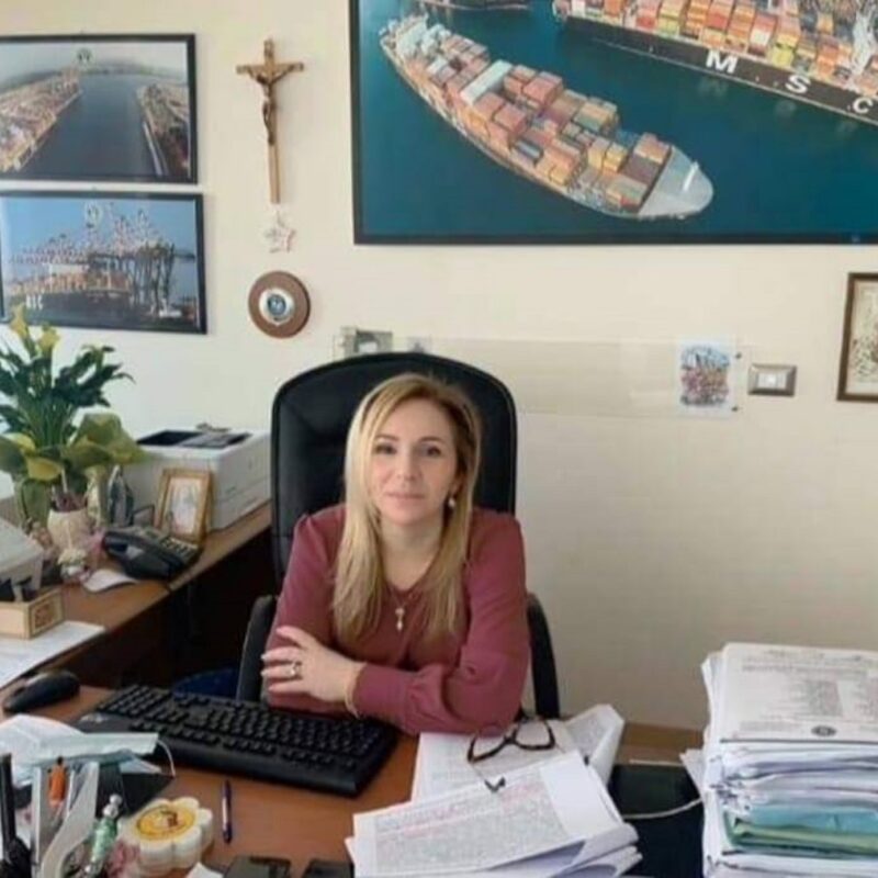 La sindaca di Gioia Tauro Simona Scarcella