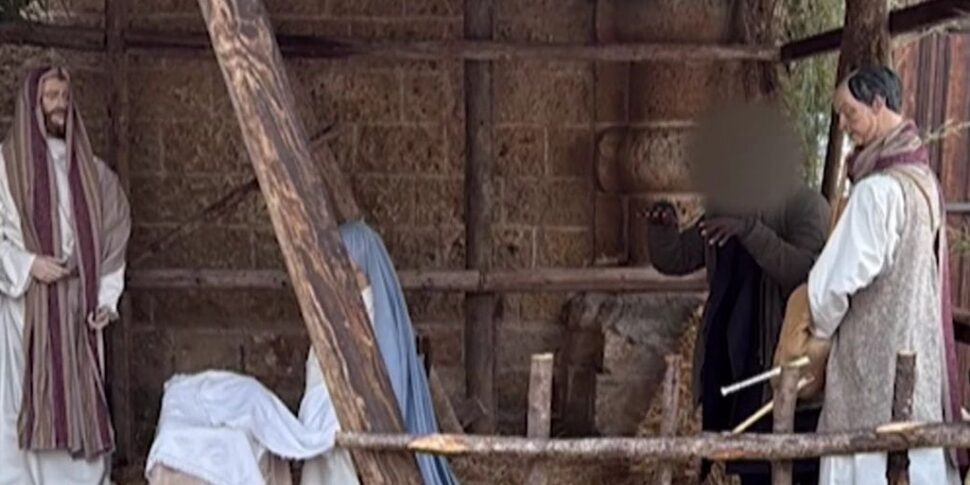 si finge una statua del presepe arrestato latitante nel salento su di lui pendeva una condanna di 9 mesi da Feedpress.me si finge una statua del presepe arrestato latitante nel salento su di lui pendeva una condanna di 9 mesi