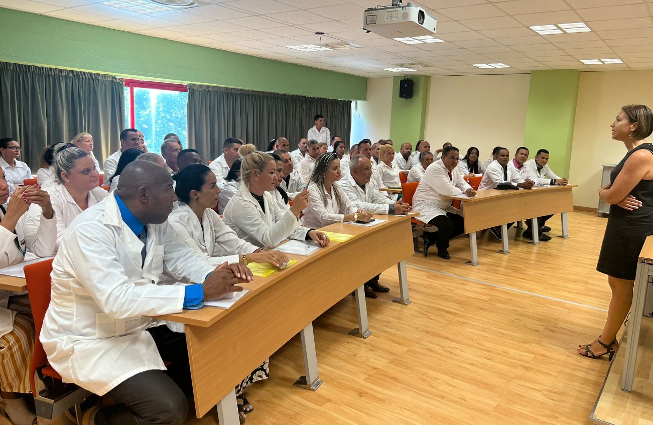 Usa "basta medici cubani in giro per il mondo": il nodo Calabria