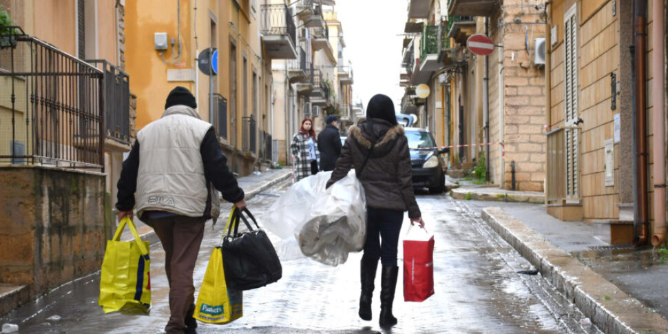 "Tutto è perduto, non abbiamo più niente". Niscemi in ginocchio si affida alla Madonna per rialzarsi