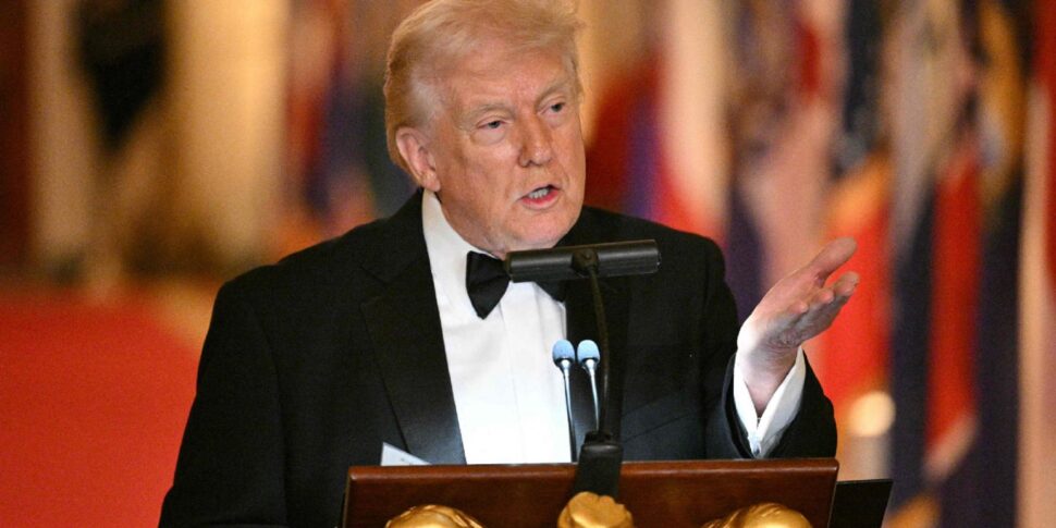 Dazi Usa al 15%: l’Europa accusa Trump di violare l’accordo e congela la ratifica Dazi Usa al 15%: l’Europa accusa Trump di violare l’accordo e congela la ratifica