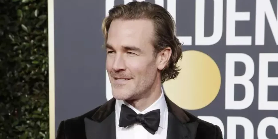 https://assets.gazzettadelsud.it/2026/02/James-Van-Der-Beek-970x485.webp