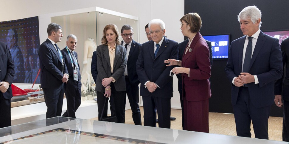 https://assets.gazzettadelsud.it/2026/02/l-Presidente-della-Repubblica-Sergio-Mattarella-visita-Casa-Italia-oggi-6-febbraio-2026-970x485-1770401147.jpg