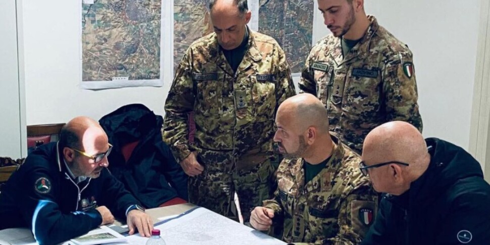https://assets.gazzettadelsud.it/2026/02/niscemi-esercito-970x485-1770113557.jpeg
