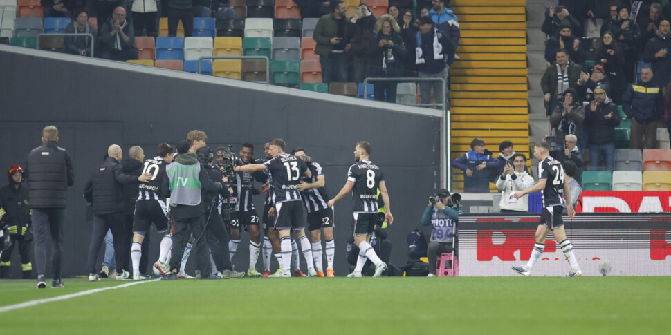 l udinese abbatte la fiorentina 3 0 con un grande davis da Feedpress.me l udinese abbatte la fiorentina 3 0 con un grande davis