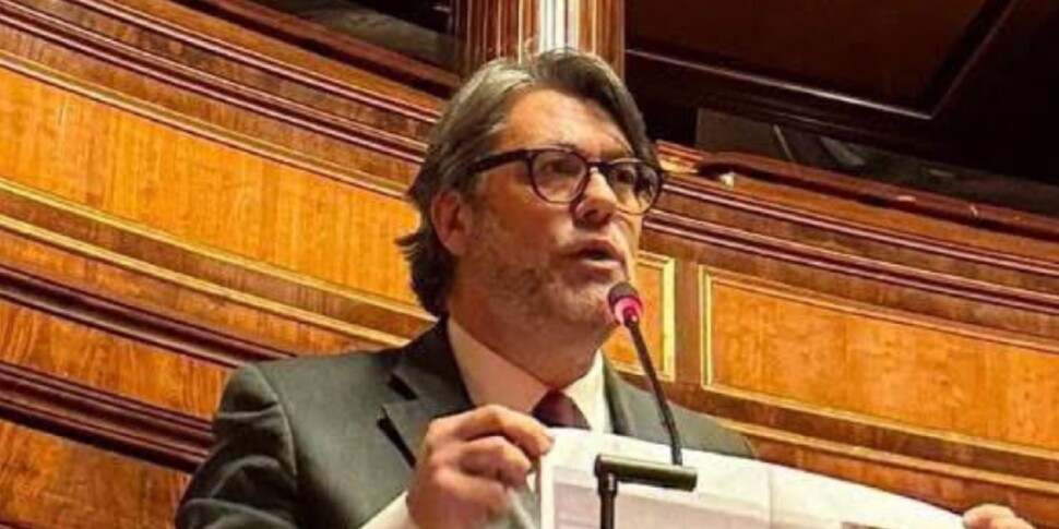 no al taglio dei parlamentari per spopolamento la proposta dei senatori del pd per sicilia e sardegna da Gazzettadelsud.it no al taglio dei parlamentari per spopolamento la proposta dei senatori del pd per sicilia e sardegna