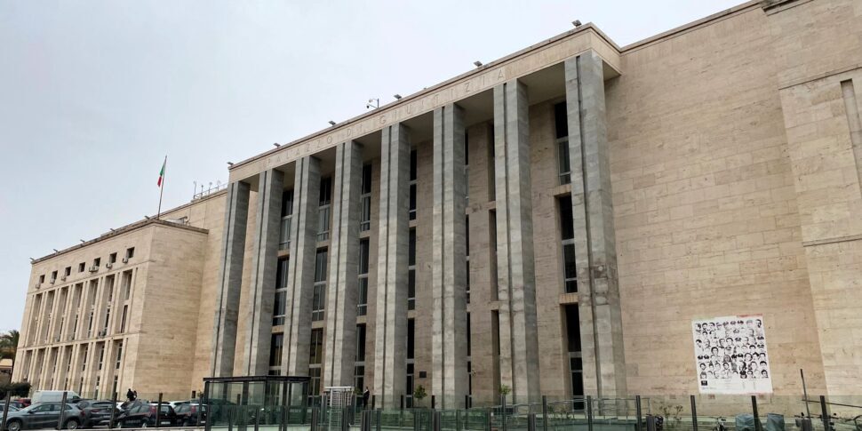 https://assets.gazzettadelsud.it/2026/03/Tribunale-di-Palermo-970x485.jpeg