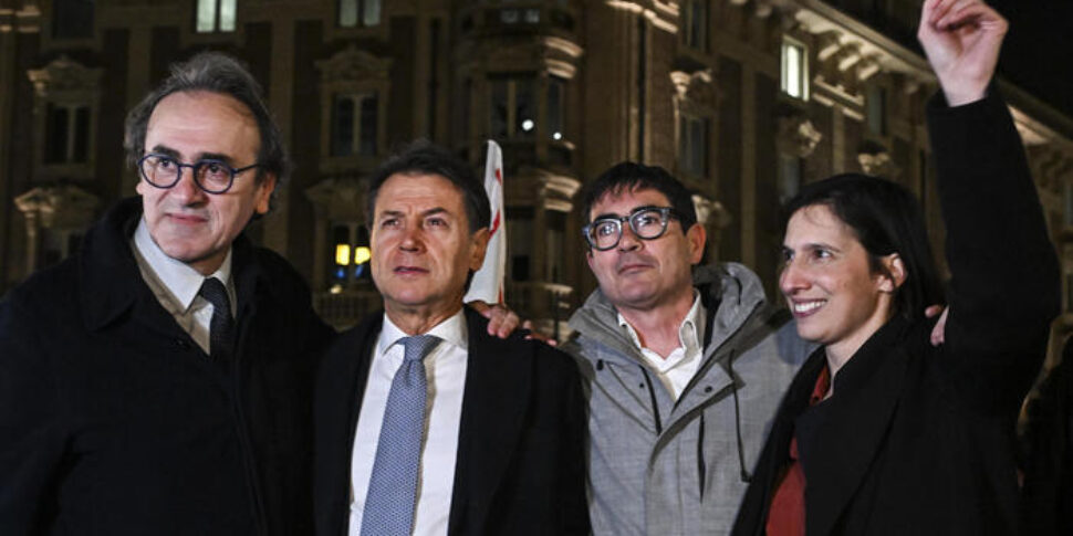 Il centrosinistra esulta e prepara l