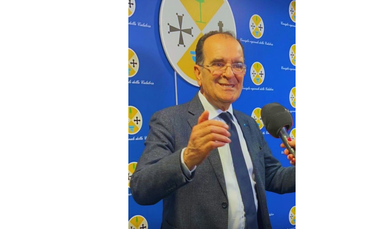 Sanità in Calabria, interrogazione di Bruno (Tridico Presidente) sul reclutamento di medici stranieri tramite Azienda Zero: “Abbiamo diritto a risposte chiare”