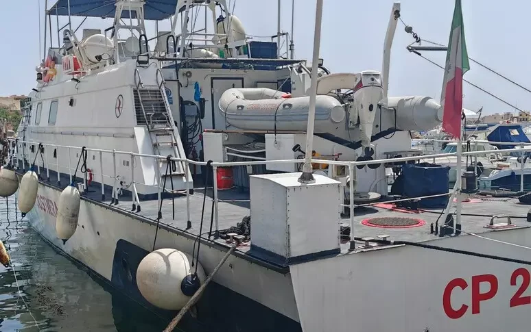 naufraga barca con migranti davanti lampedusa disperso bimbo di 2 anni da Feedpress.me naufraga barca con migranti davanti lampedusa disperso bimbo di 2 anni