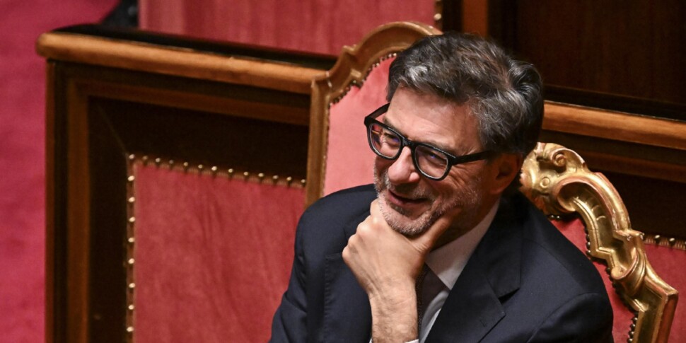 https://assets.gazzettadelsud.it/2026/04/Giancarlo-Giorgetti-970x485-1777571305.jpg