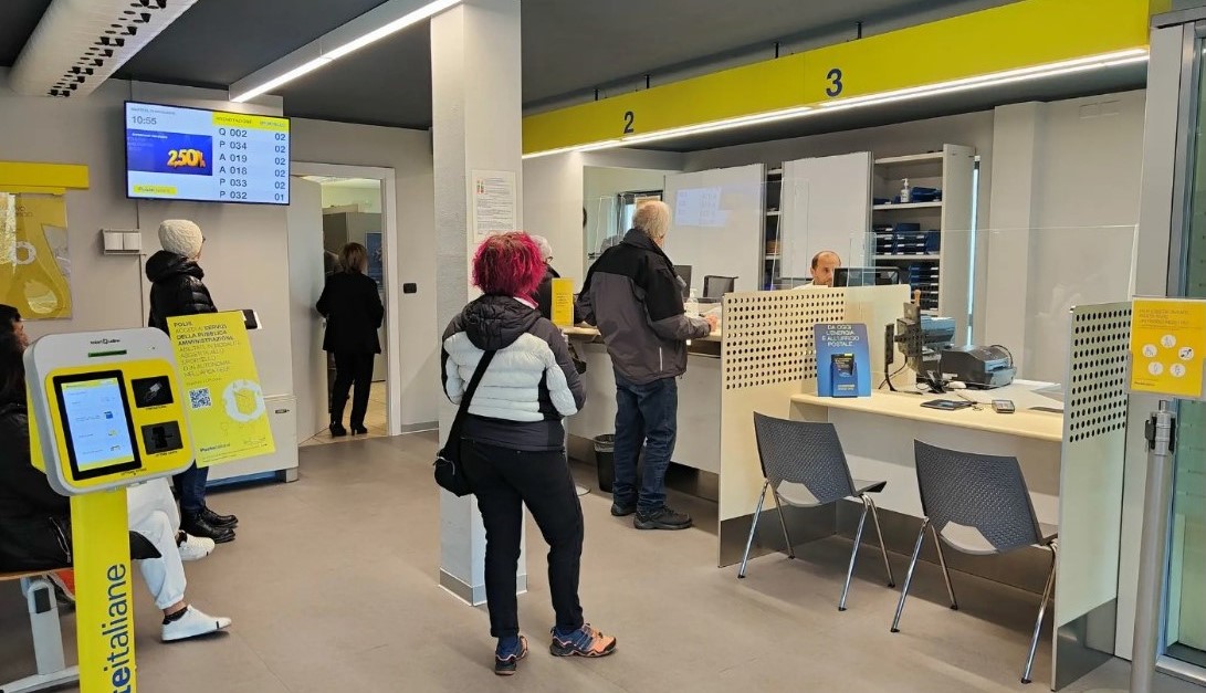 Sanità, in Calabria prenotazioni anche alle Poste: attivo il servizio nei piccoli comuni