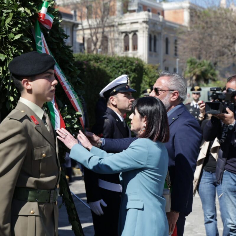 Messina in piazza Unione Europea per la Liberazione - Gazzetta del Sud