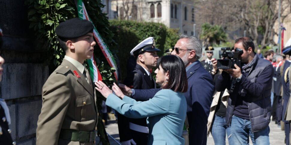 Messina in piazza Unione Europea per la Liberazione - Gazzetta del Sud
