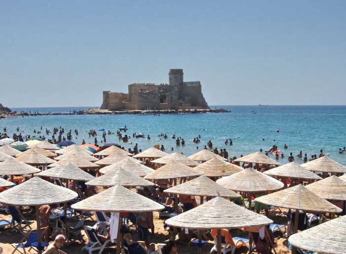 Stagione balneare, la scommessa della Calabria: «Non ci faremo trovare impreparati»