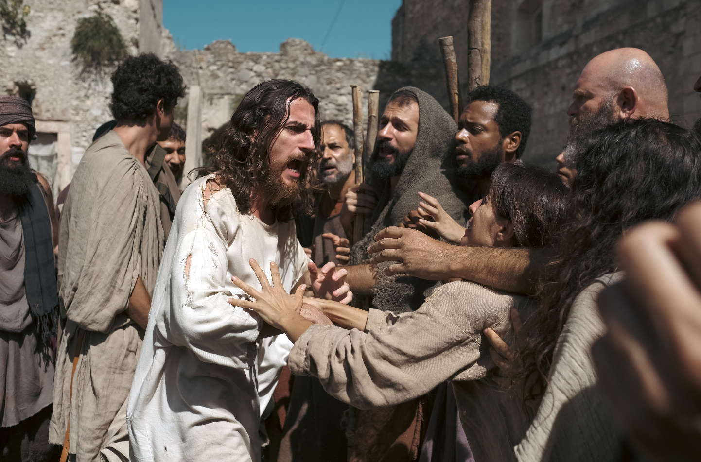 Quel Cristo che splende e muore nella luce e per le vie della Calabria