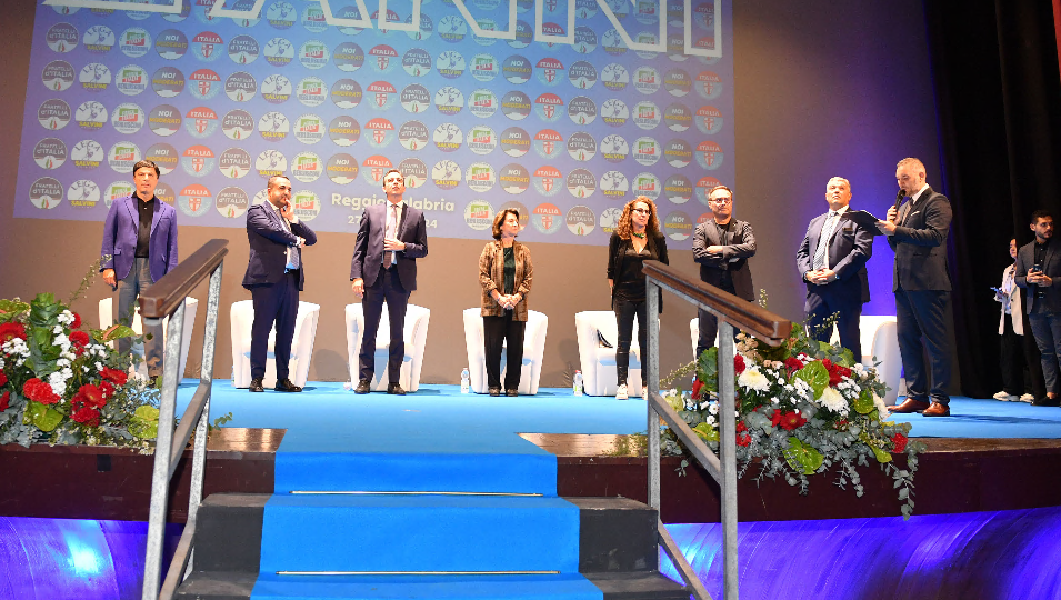 Poltrone, costi e prove di referendum: Occhiuto prende tempo sulle nomine in Calabria