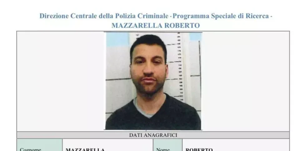 https://assets.gazzettadelsud.it/2026/04/roberto-mazzarella-48-anni-boss-camorra-970x485.webp