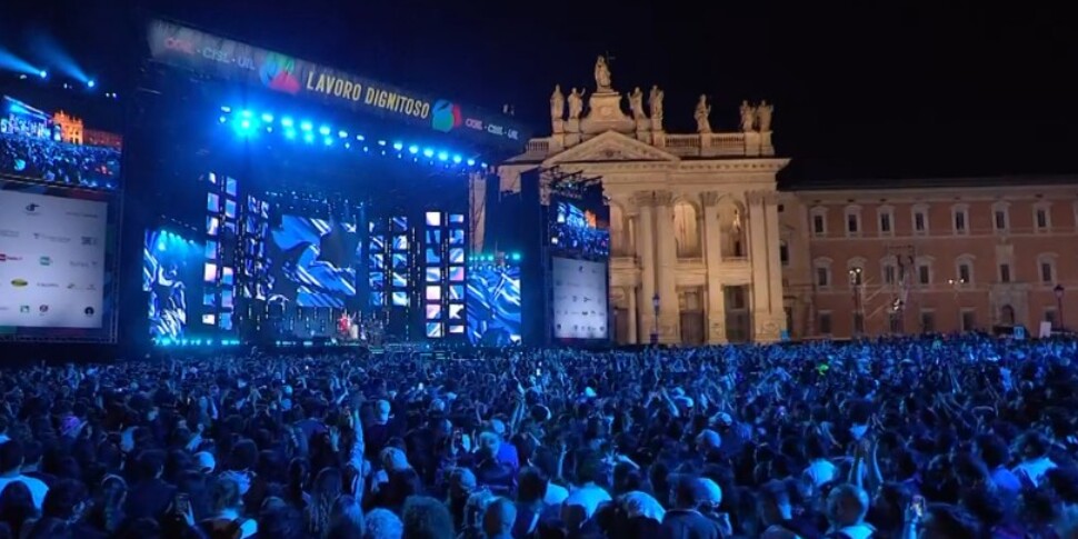 https://assets.gazzettadelsud.it/2026/05/CONCERTO-PRIMO-MAGGIO-970x485-1777666358.jpg