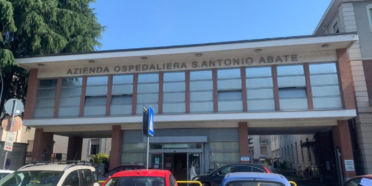 https://assets.gazzettadelsud.it/2026/05/Lospedale-di-Gallarate-in-cui-si-faranno-le-autopsie-dei-sub-morti-alle-Maldive-Gallarate-1200x600.jpg