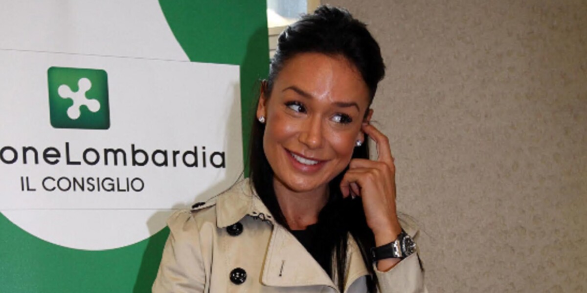 https://assets.gazzettadelsud.it/2026/05/Nicole-Minetti-2-1200x600-1780579861.jpg