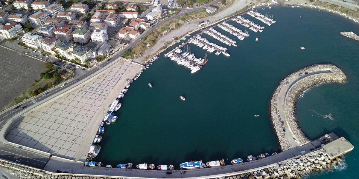I pontili di Catanzaro Servizi: record di richieste in pochi giorni