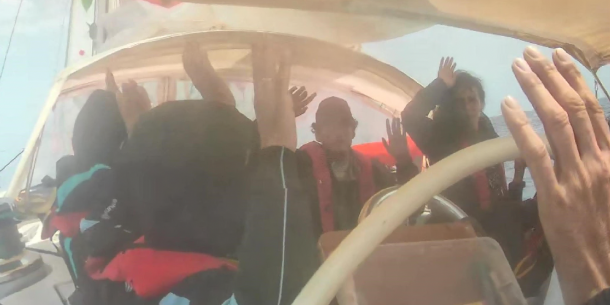 flotilla intercettata da israele 12 italiani fermati tajani chiede il rilascio fratoianni attacca da Feedpress.me flotilla intercettata da israele 12 italiani fermati tajani chiede il rilascio fratoianni attacca