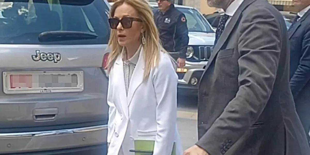 https://assets.gazzettadelsud.it/2026/05/meloni-niscemi-1200x600.webp