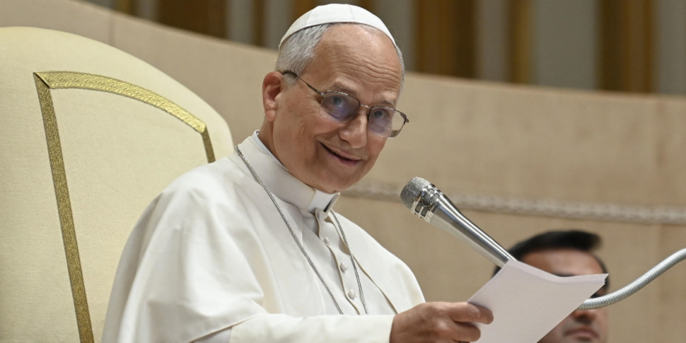 https://assets.gazzettadelsud.it/2026/05/papa-leone-970x485.png