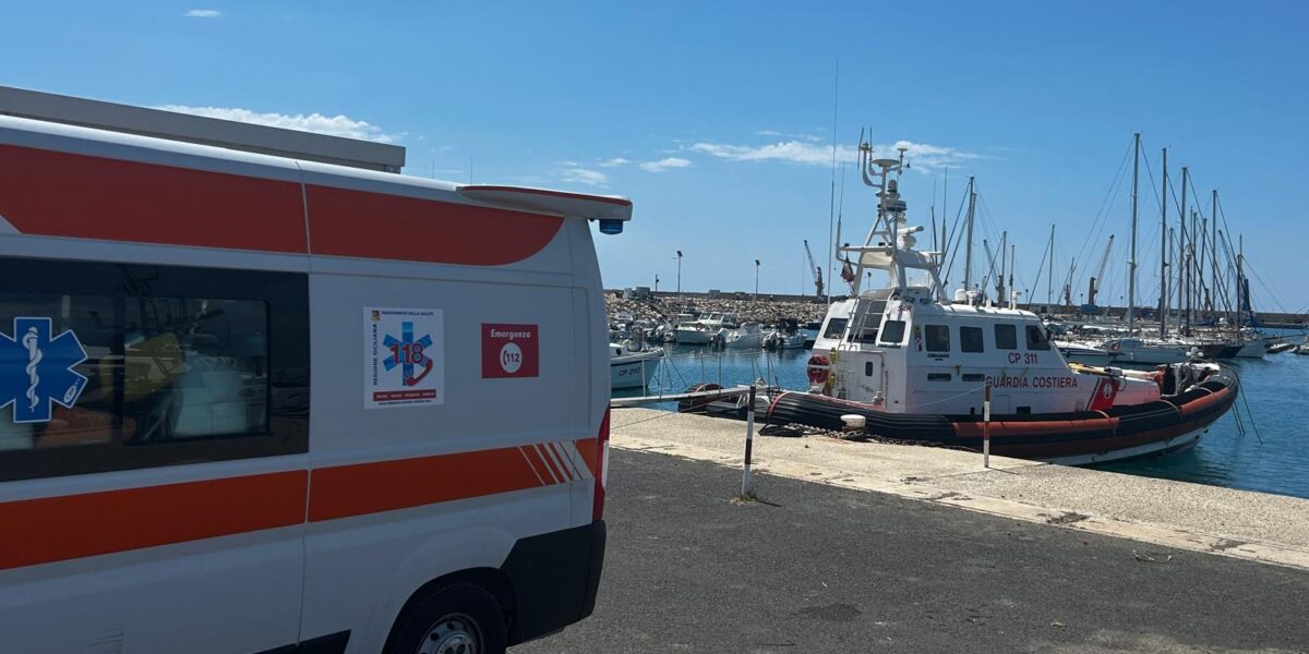 https://assets.gazzettadelsud.it/2026/05/soccorso-pozzallo-1200x600.jpeg
