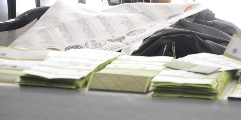 Elezioni, a Messina si rischia il caos: la Regione Siciliana ancora non risponde agli “sos” dei presidenti di seggio