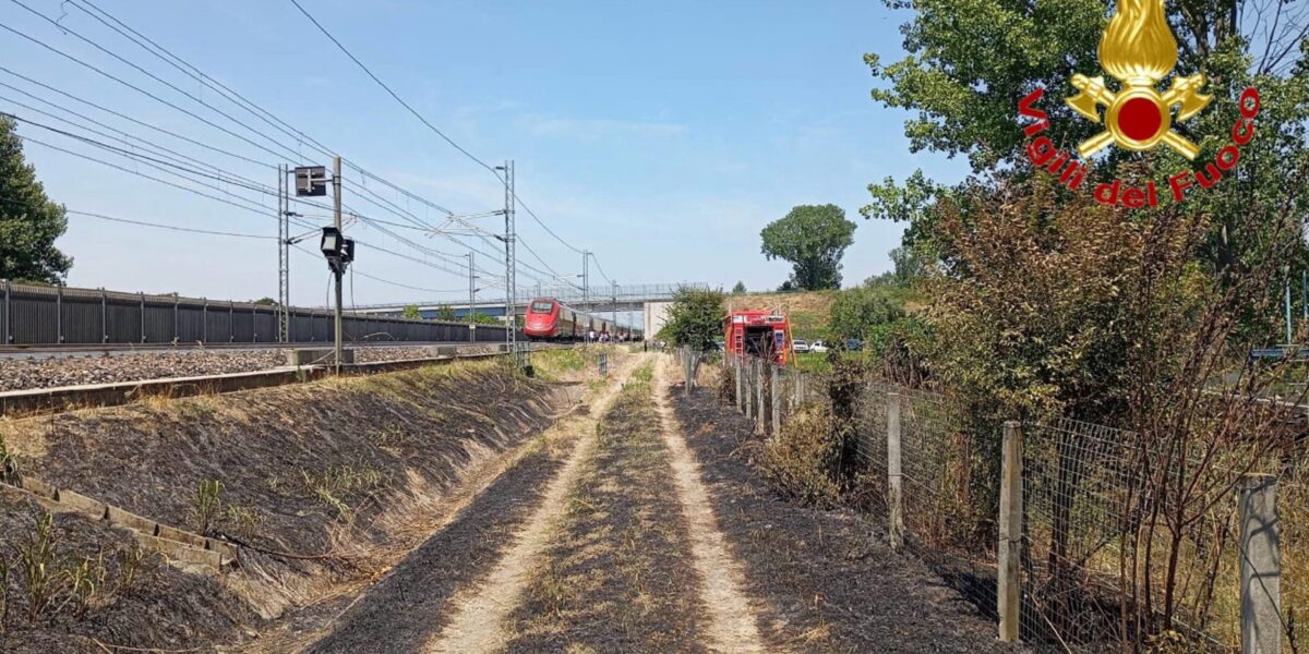 https://assets.gazzettadelsud.it/2026/06/La-linea-dellAlta-velocita-tra-Milano-Rogoredo-e-Piacenza-e-sospesa-dalle-10.20-di-questa-mattina-per-verifiche-tecniche-sulla-linea-elettrica-1200x600.jpg