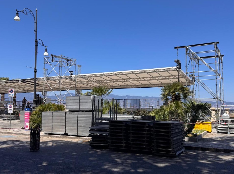 Festa dei Carabinieri e Giorgia Meloni in città, Reggio Calabria tra cantieri, ordinanze e disagi per il traffico