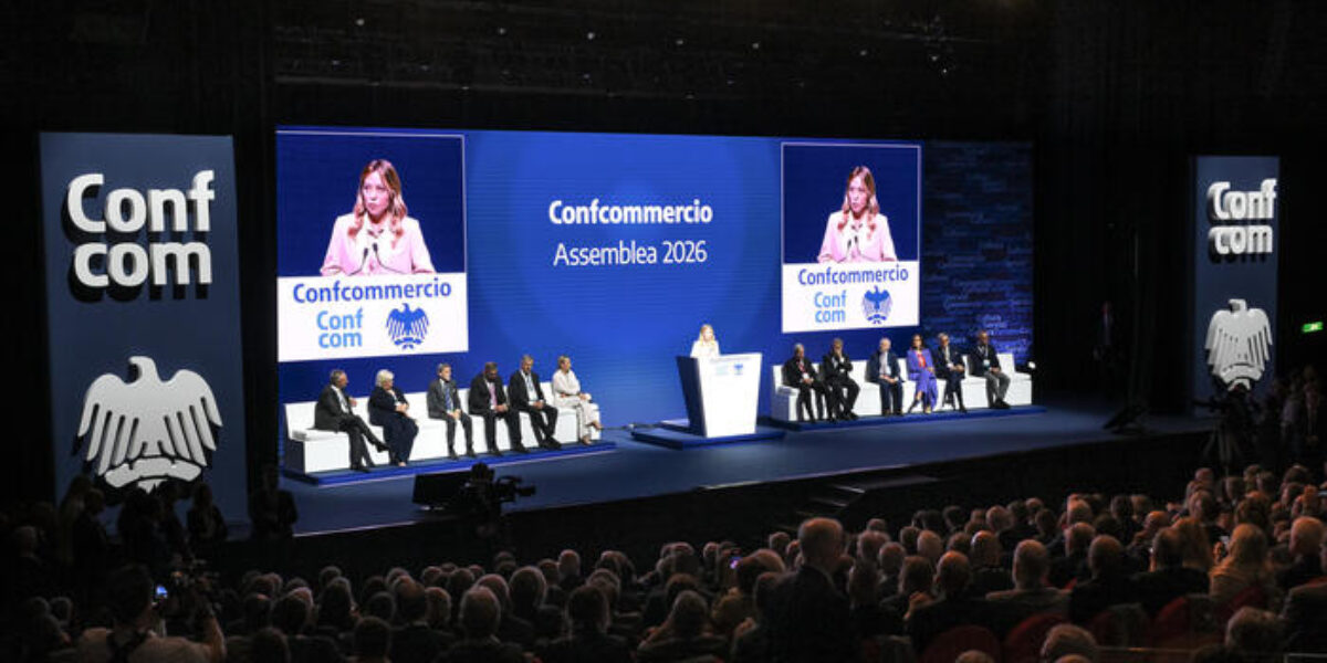 meloni all assemblea di confcommercio l italia non 232 la repubblica delle banane no alla patrimoniale da Feedpress.me meloni all assemblea di confcommercio l italia non 232 la repubblica delle banane no alla patrimoniale