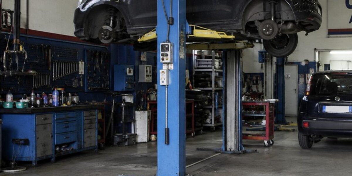 https://assets.gazzettadelsud.it/2026/06/officina.v1-1200x600.jpg