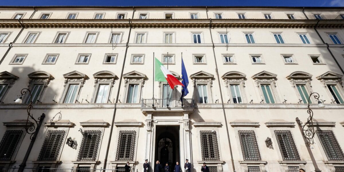 https://assets.gazzettadelsud.it/2026/06/palazzo-chigi-1200x600.jpg
