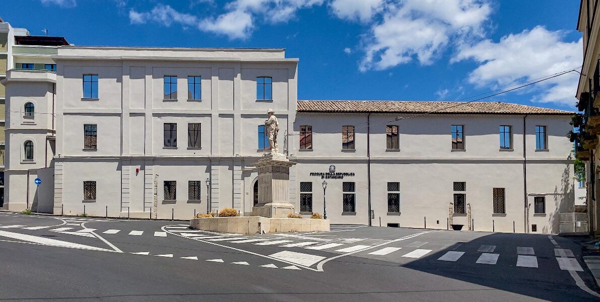 Nuovi introiti alla Catanzaro servizi, basteranno a salvare la partecipata?