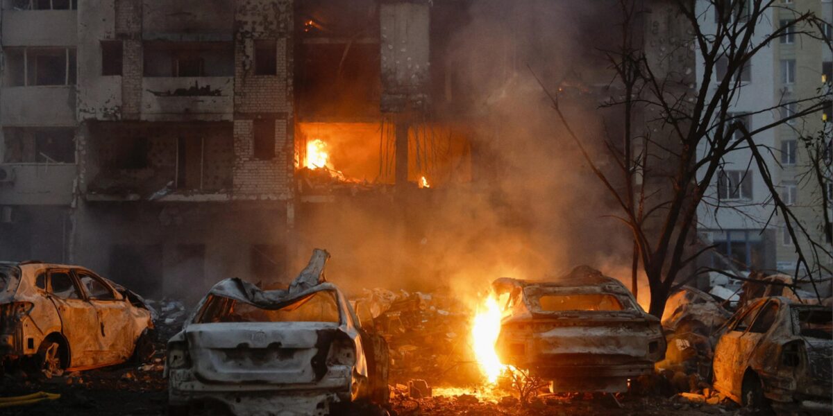 trump putin vuole la pace parliamone ma la russia bombarda kiev alla vigilia del vertice nato di ankara da Gazzettadelsud.it trump putin vuole la pace parliamone ma la russia bombarda kiev alla vigilia del vertice nato di ankara