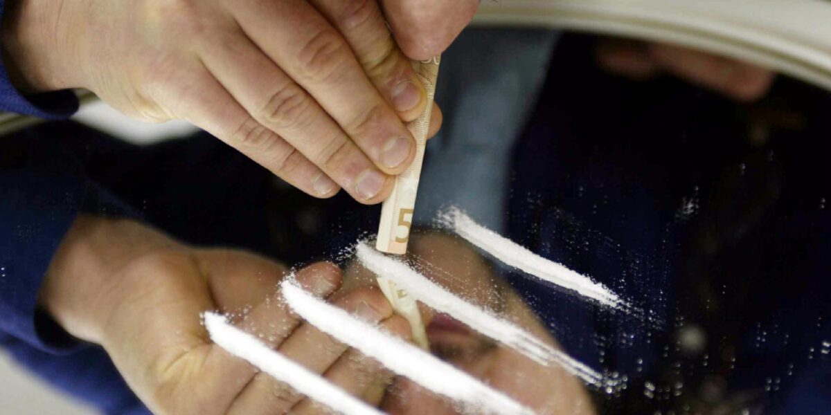 https://assets.gazzettadelsud.it/2026/07/Droga-cocaina-1200x600.jpg