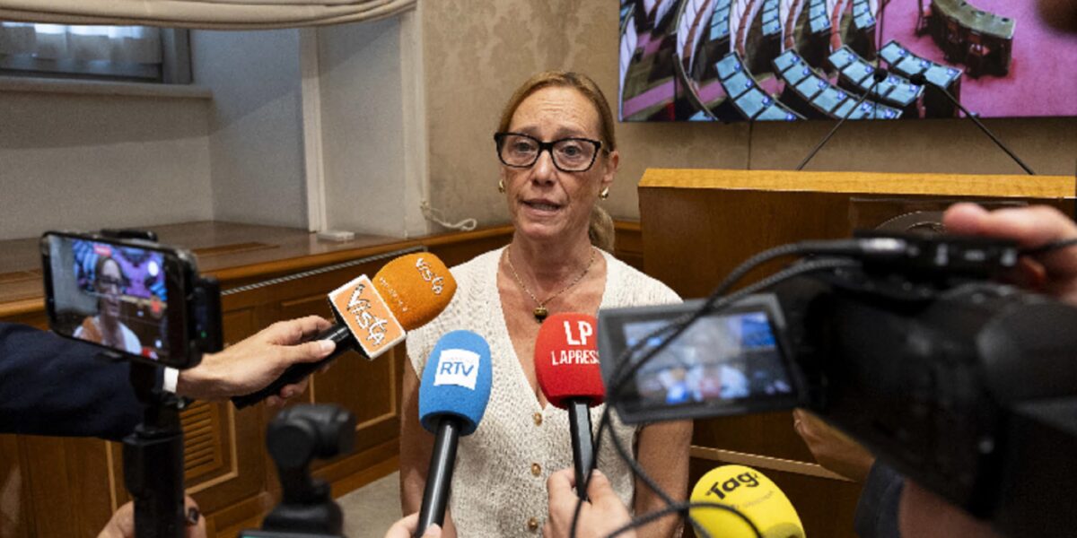 caso fakir a bologna ilaria cucchi il processo al morto 232 gi224 in piedi da Gazzettadelsud.it caso fakir a bologna ilaria cucchi il processo al morto 232 gi224 in piedi