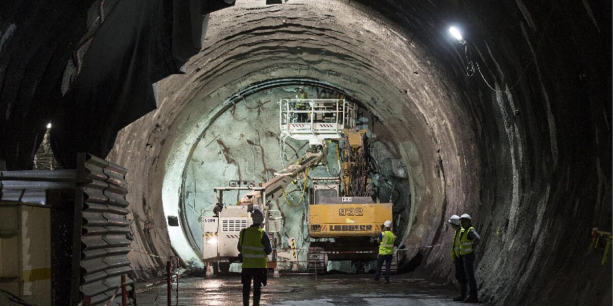che cos 232 la tav torino lione il tunnel pi249 lungo del mondo quasi 15 miliardi e trent anni di polemiche da Gazzettadelsud.it che cos 232 la tav torino lione il tunnel pi249 lungo del mondo quasi 15 miliardi e trent anni di polemiche