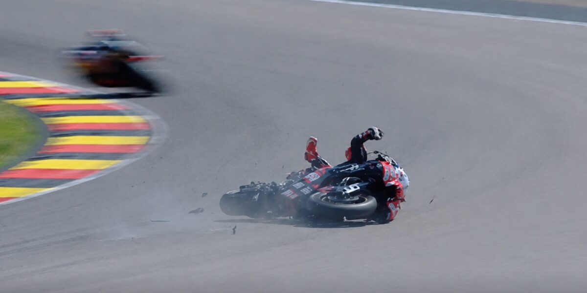 https://assets.gazzettadelsud.it/2026/07/MotoGP-Marco-Bezzecchi-cade-e-si-frattura-una-clavicola-dovra-essere-operato-1200x600.jpg