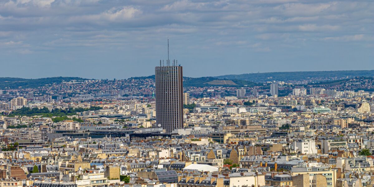 https://assets.gazzettadelsud.it/2026/07/Parigi-Tour-Montparnasse-1200x600.jpg