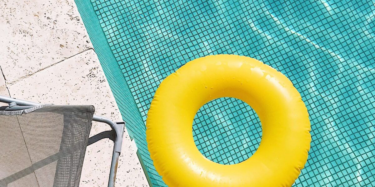 Un'altra bambina risucchiata dal bocchettone della piscina, salvata nel Trevigiano