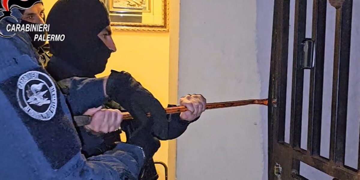 chi 232 alessio d agostino il nuovo pentito dietro il blitz sulla banda dei kalashnikov a palermo da Gazzettadelsud.it chi 232 alessio d agostino il nuovo pentito dietro il blitz sulla banda dei kalashnikov a palermo